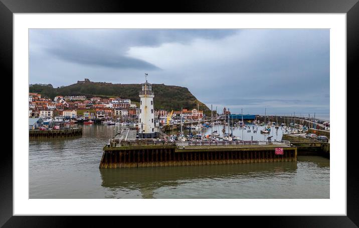 Scarborough Lighthouse Framed Mounted Print by Steve Smith