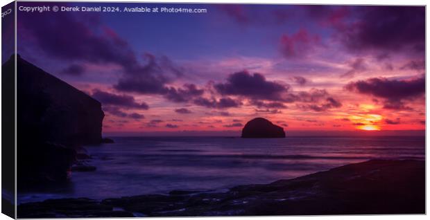 Trebarwith Strand Sunset, Cornwall (panoramic) Canvas Print by Derek Daniel