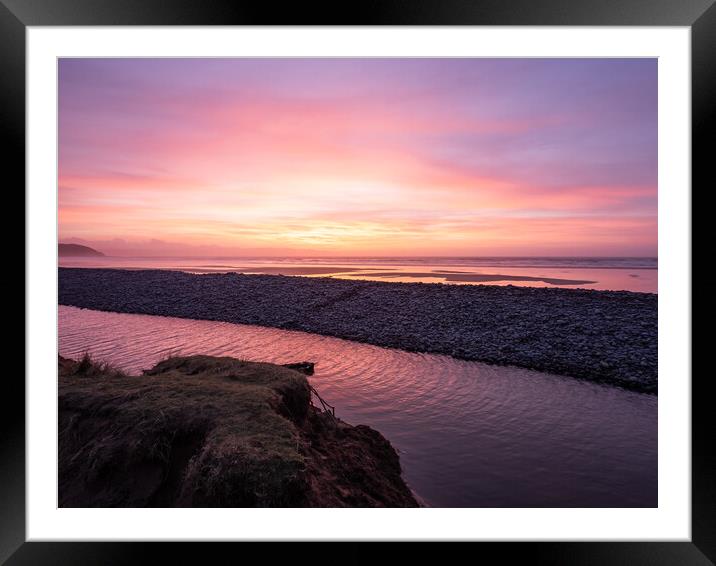 Beautiful sunset colours Framed Mounted Print by Tony Twyman