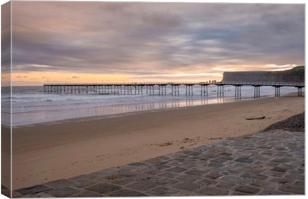 Saltburn By The Sea Canvas Print by Steve Smith