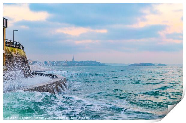 2019 02 21, Brittany, France: High tide in Saint-Malo Print by Laurent Renault