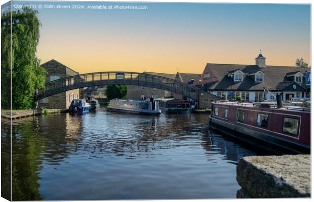Huddersfield Broad Canal At Aspley Marina Canvas Print by Colin Green