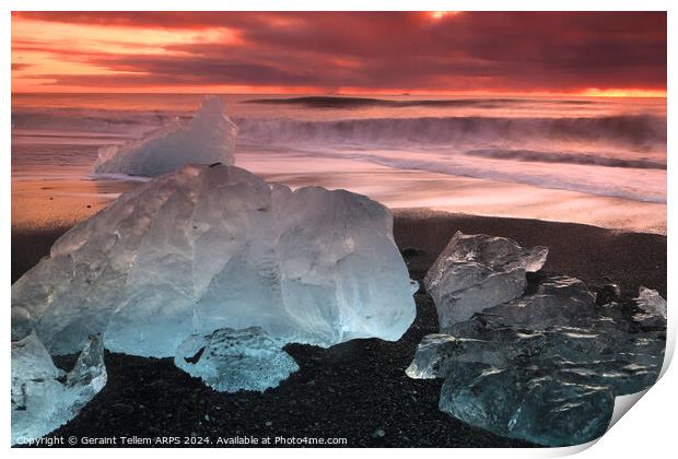 Iceberg, Diamond beach (Breiðamerkursandur) at sunrise, near Jökulsárlón Glacier Lagoon, southern Iceland Print by Geraint Tellem ARPS