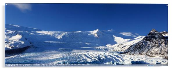 Fjallsarlon glacier, southern Iceland Acrylic by Geraint Tellem ARPS