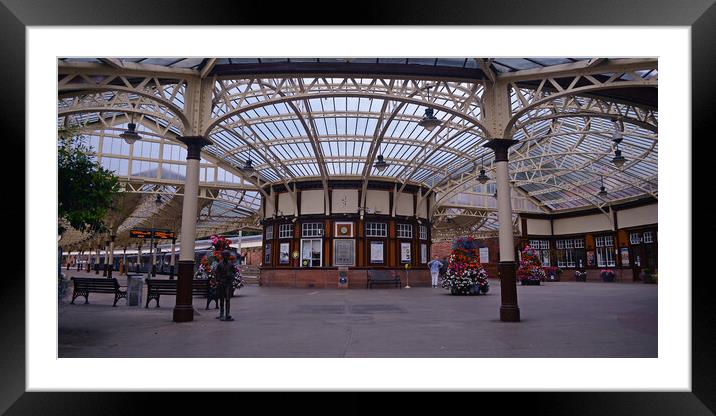 Wemyss Bay railway station, Ayrshire, Scotland Framed Mounted Print by Allan Durward Photography