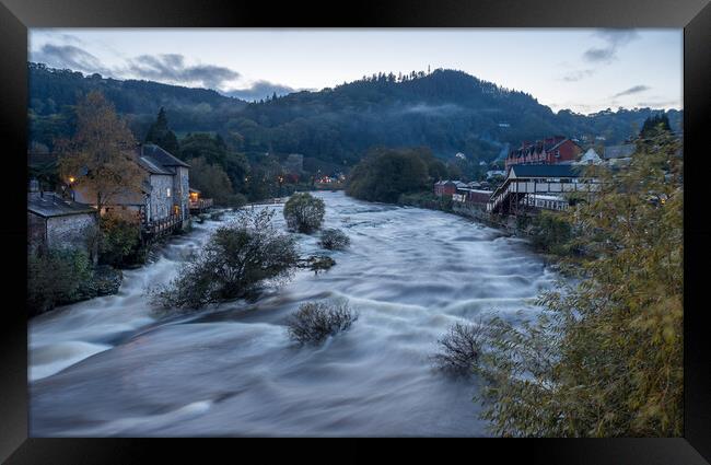 Long exposure of the River Dee in Llangollen at dusk Framed Print by Jason Wells