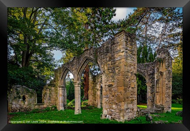 Trendells Folly at Abingdon-on-Thames Framed Print by Ian Lewis
