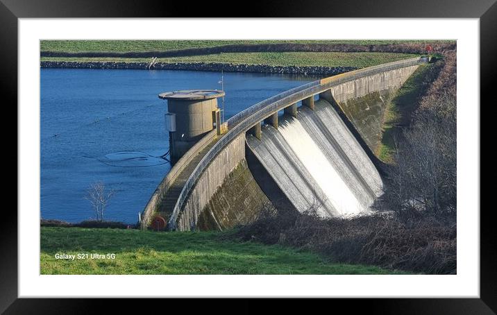 Drift dam Framed Mounted Print by keith sutton