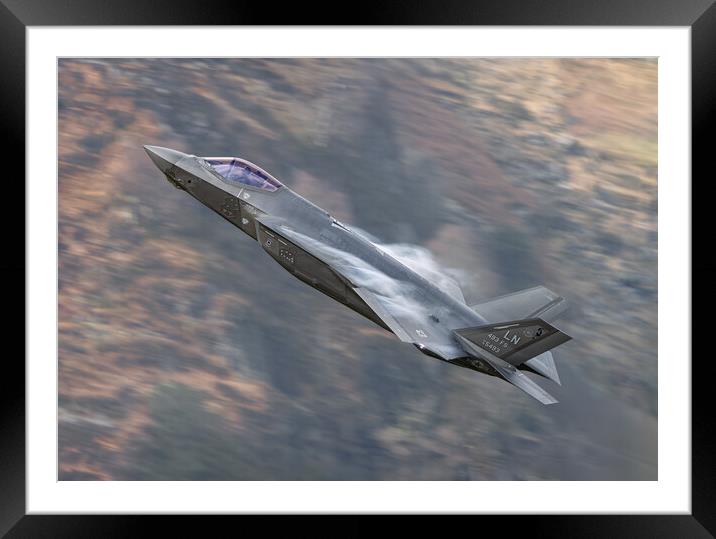 F35A lightning ii Framed Mounted Print by Rory Trappe
