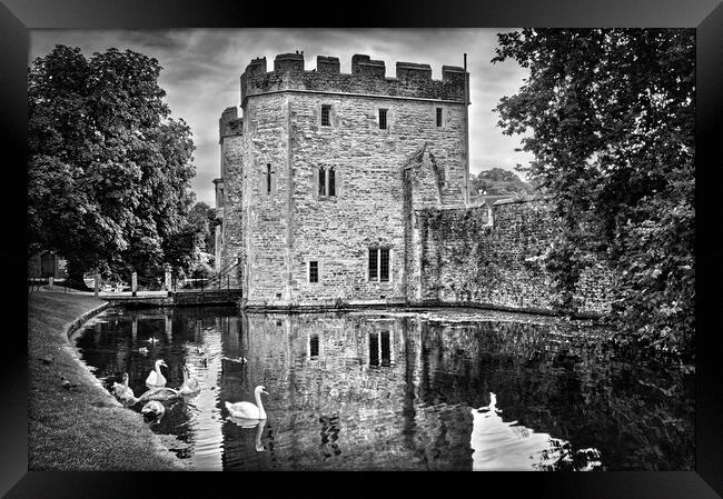 Wells Bishops Palace Framed Print by Darren Galpin