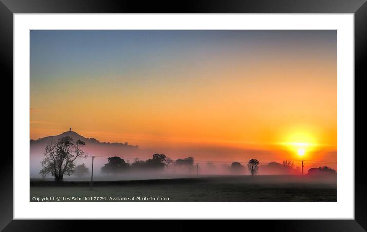 Glastonbury Tor Sunrise Framed Mounted Print by Les Schofield