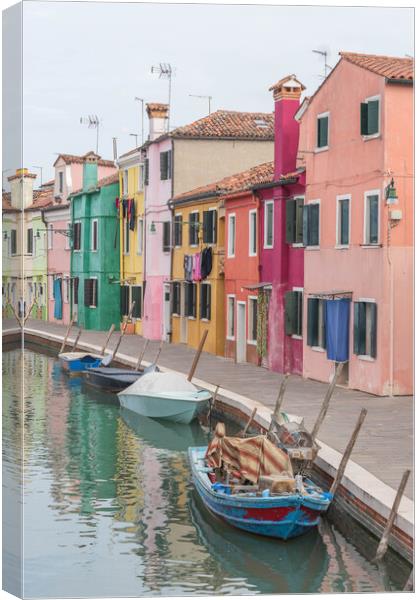 Colours of Burano  Canvas Print by Graham Custance