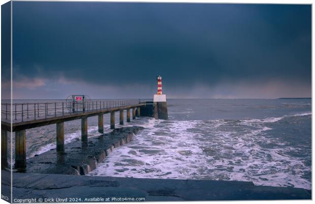 Amble Lighthouse under a Stormy December Sky Canvas Print by Dick Lloyd