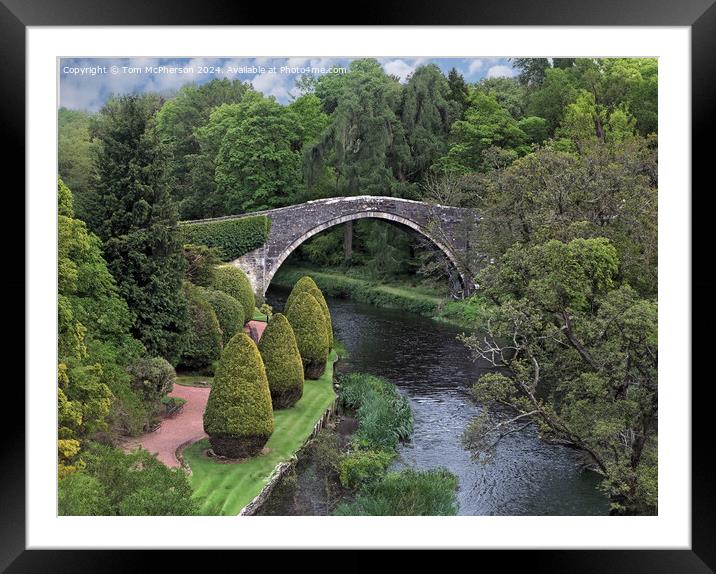 Brig o' Doon Framed Mounted Print by Tom McPherson