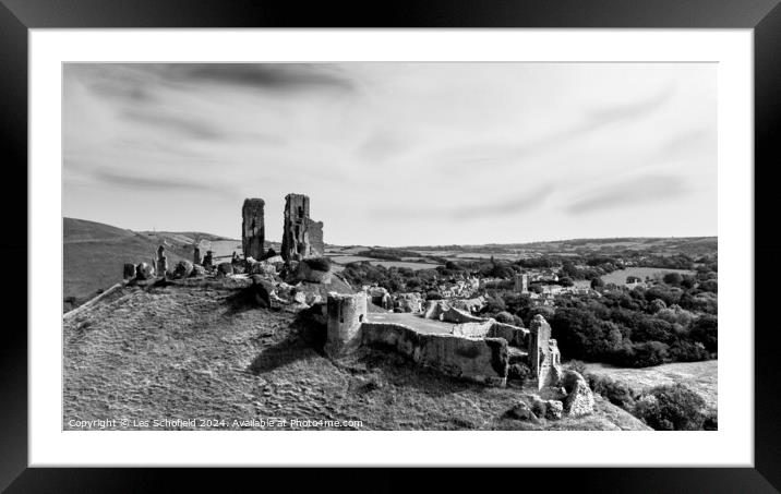 Corfe Castle Ruins Framed Mounted Print by Les Schofield