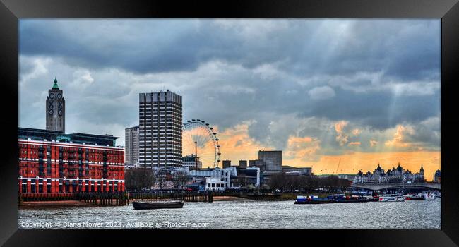 Thames Sunset City of London Framed Print by Diana Mower