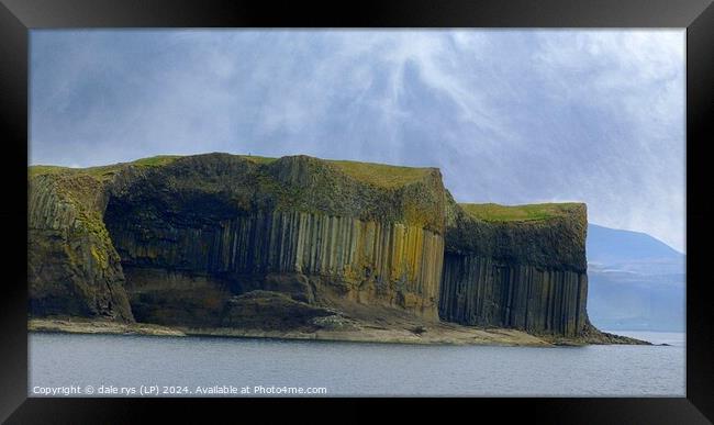 Fingals Cave Staffa THE ISLE OF STAFFA Argyll and  Framed Print by dale rys (LP)