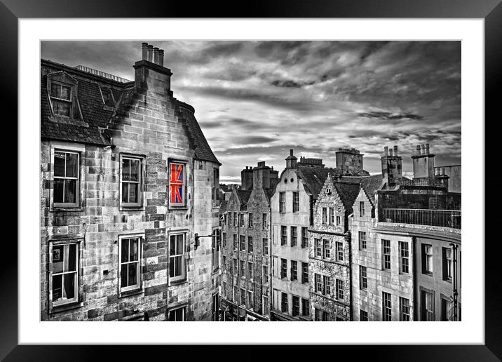 Edinburgh Victoria Street Framed Mounted Print by Darren Galpin