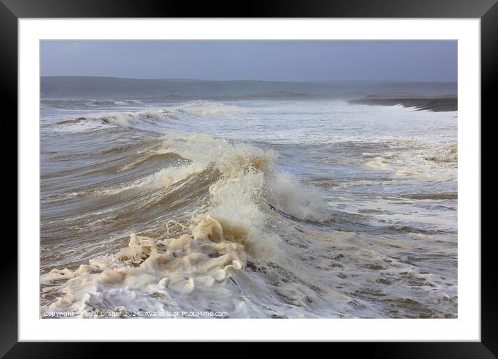 Frothy Waves Framed Mounted Print by kelly Draper
