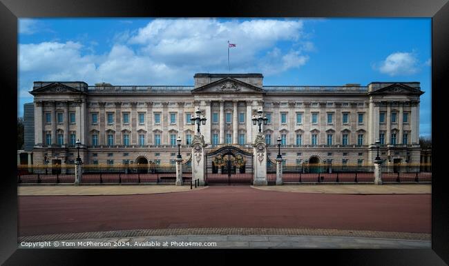 Buckingham Palace Framed Print by Tom McPherson