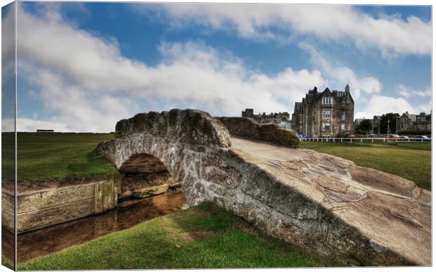 The 18th, St. Andrews Canvas Print by Karl Oparka