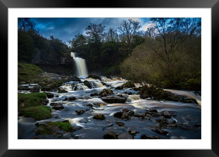 Thornton force 1077 Framed Mounted Print by PHILIP CHALK