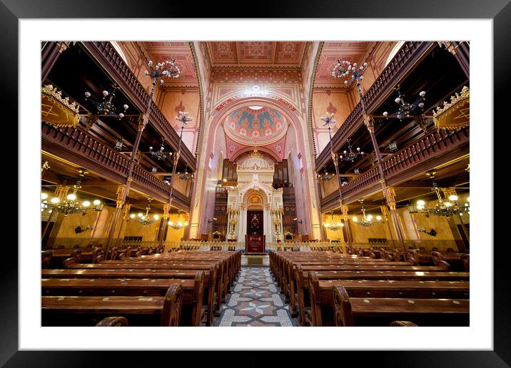 Dohany Street Synagogue Interior In Budapest Framed Mounted Print by Artur Bogacki