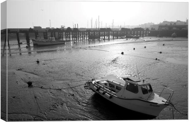 Bridlington harbour, low tide Canvas Print by Paul Boizot