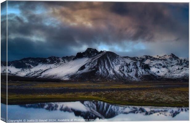 A beautiful mountain in southern Iceland Canvas Print by Justo II Gayad