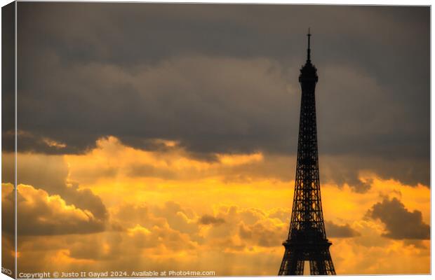 Sunset Eiffel Tower Paris, France Canvas Print by Justo II Gayad