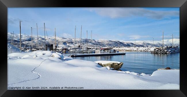 Winter Harbour Framed Print by Alan Smith