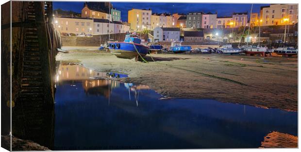 Tenby Harbour Canvas Print by Alan Smith
