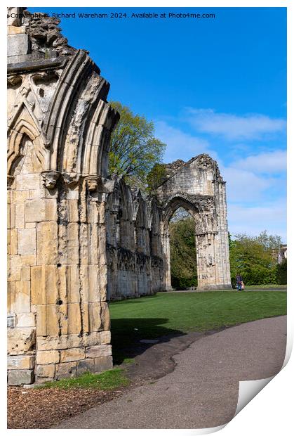 Building arch Print by Richard Wareham