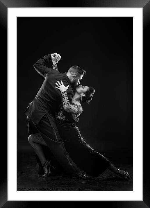 Tango couple Framed Mounted Print by Ernesto Terri