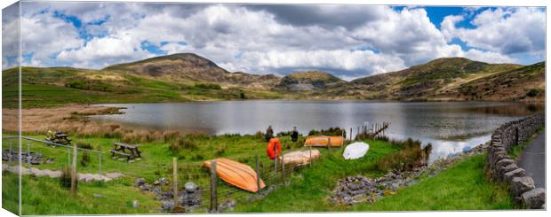 Views around Llyn cwmystradllyn and its valley Canvas Print by Gail Johnson