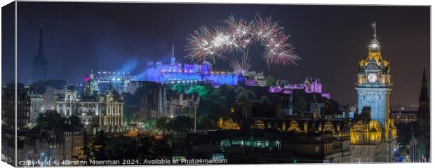 Edinburgh Castle Tattoo Fireworks Canvas Print by Karsten Moerman