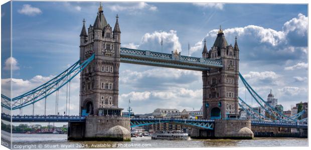 London: Tower Bridge Canvas Print by Stuart Wyatt