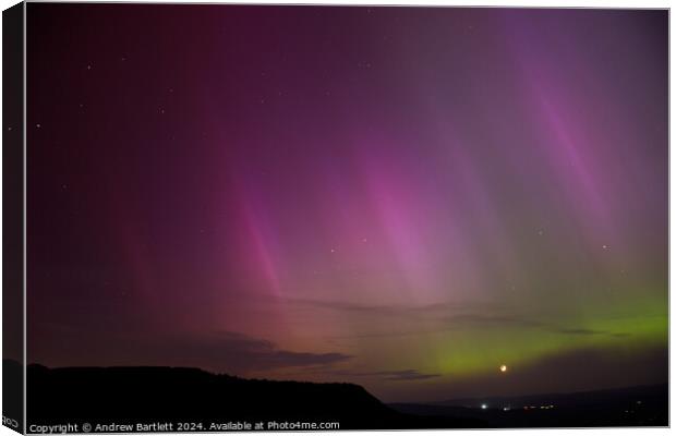 Northern Lights at Rhigos Viewpoint, South Wales, UK Canvas Print by Andrew Bartlett