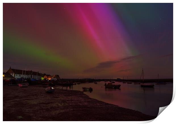 The Northern lights visit Burnham Overy Staithe  Print by Gary Pearson