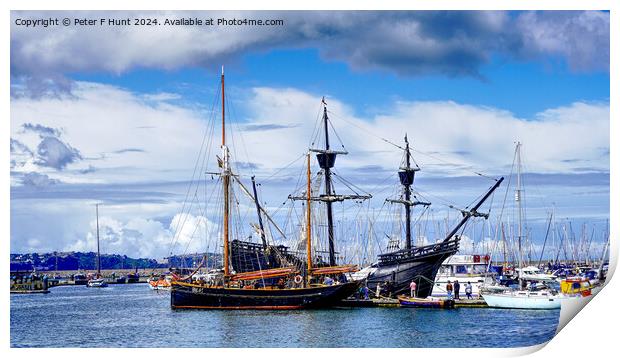 Pilgrim BM 45 And The Nao Victoria  Print by Peter F Hunt