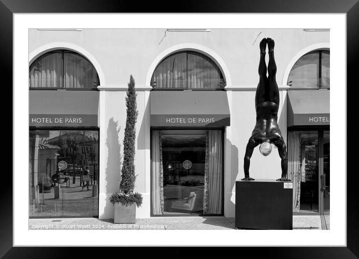 St Tropez: Hotel de Paris Framed Mounted Print by Stuart Wyatt