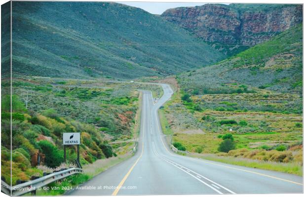 Scenic Mountain Road in Breede Valley Canvas Print by Gö Vān