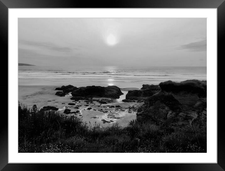 Gwithian beach Sunset Framed Mounted Print by Beryl Curran