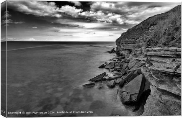 Burghead Seascape 302 Canvas Print by Tom McPherson