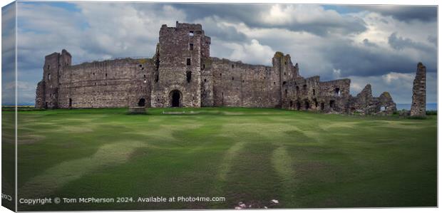 Tantallon Castle Ruins Scotland Canvas Print by Tom McPherson