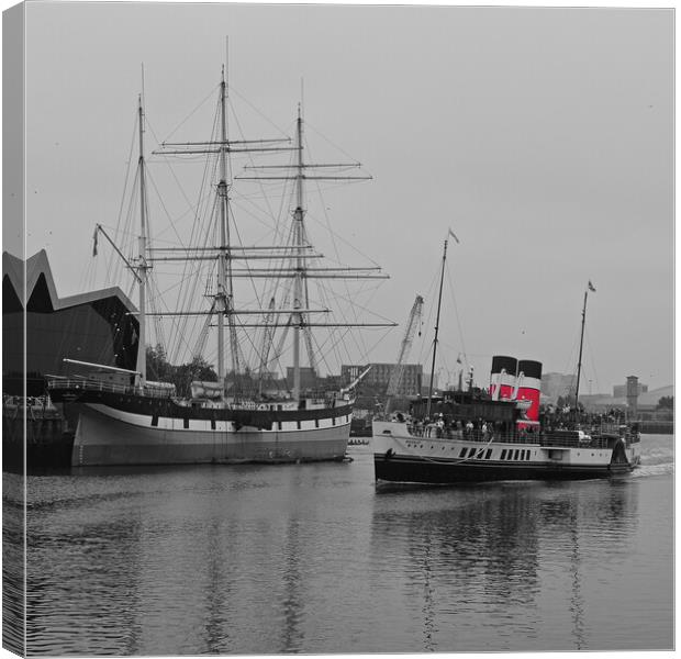 PS Waverley passing Glenlee tall ship, Glasgow Canvas Print by Allan Durward Photography