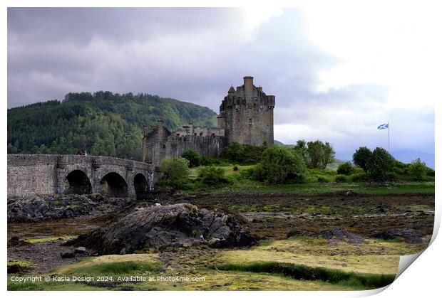 Iconic Eilaen Donan Castle Print by Kasia Design
