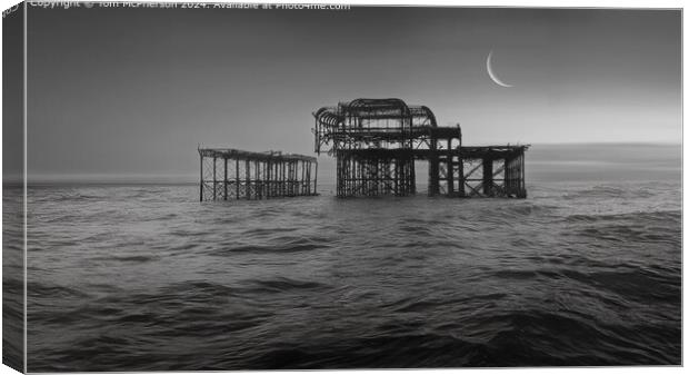 The West Pier, Brighton, England. Canvas Print by Tom McPherson