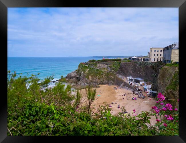 Great Western Beach Newquay Cornwall  Framed Print by Beryl Curran