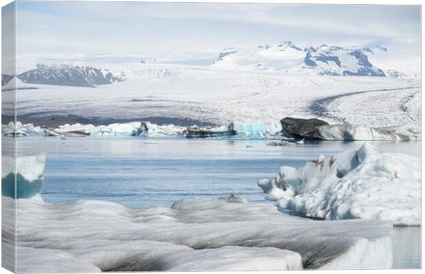 Jökulsárlón Glacier Lagoon  Canvas Print by kathy white